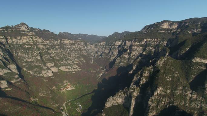 航拍焦作沁阳神农山山峦大景