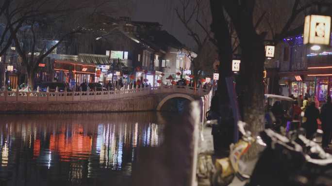 8K热闹的北京什刹海后海酒吧街夜景