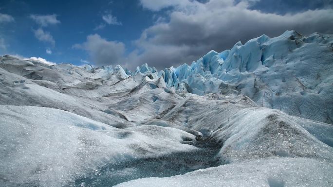 佩里托·莫雷诺冰川