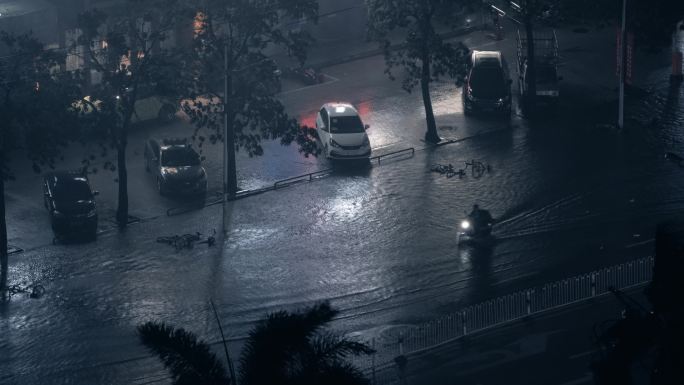 风雨前行