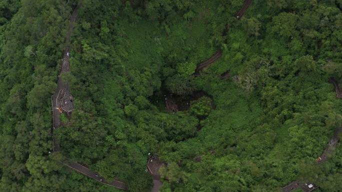 中国海南马鞍岭火山口地址公园