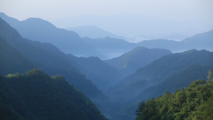 江南浙江绍兴诸暨马剑早晨青山群山山谷峡谷