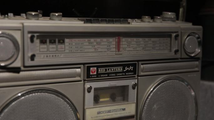 旧磁带录音机