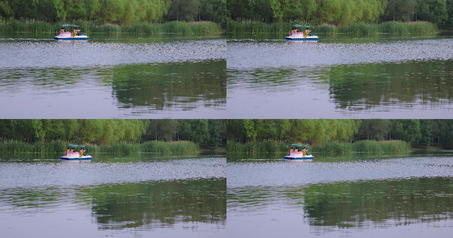 【8K正版素材】自然湖水绿树小船 全景