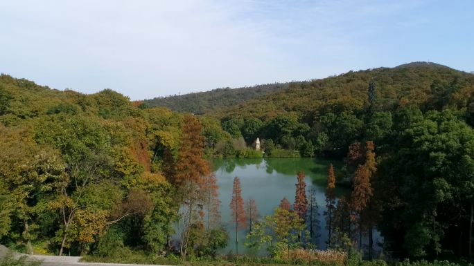 航拍襄阳古隆中风景区山水风光