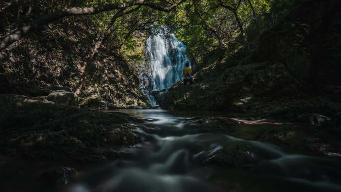 【4K原创】高山流水延时视频