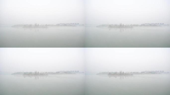 晨雾缥缈湖泊湿地公园生态环境延时摄影