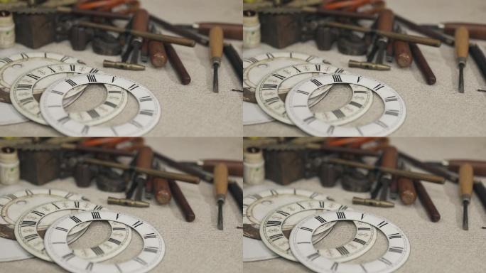 钟表盘及修理工具