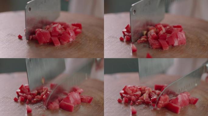 刀工切碎西红柿