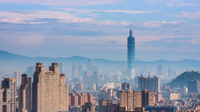 台北金融区城市快速高速发展航拍延时大景空
