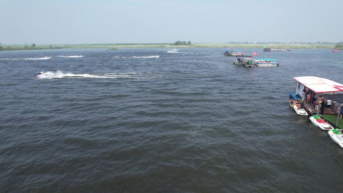 无人机航拍摩托艇水上运动