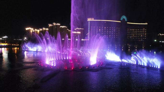夜晚音乐喷泉