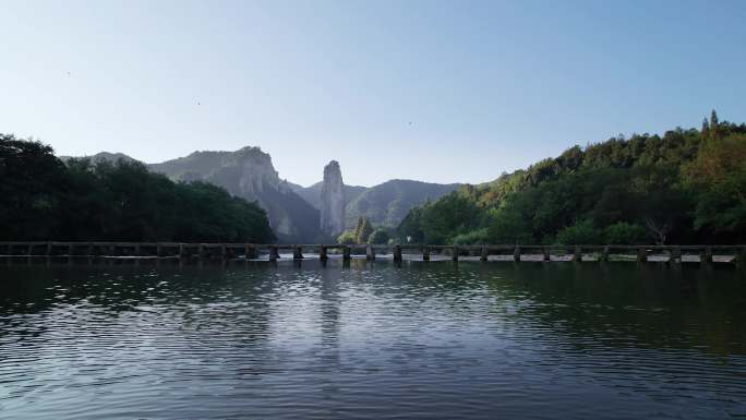 丽水缙云仙都风景区鼎湖峰