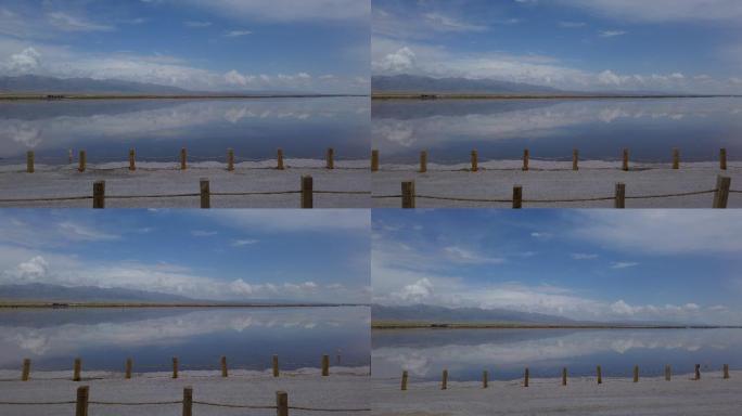 蓝天白云下的茶卡盐湖