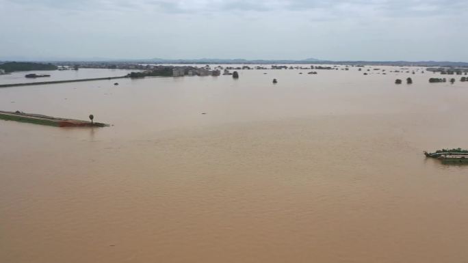 航拍遭遇洪涝灾害房屋被淹没