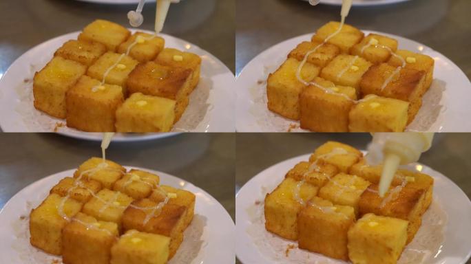 香港茶餐厅经典甜品，炼奶炸西多士小方块