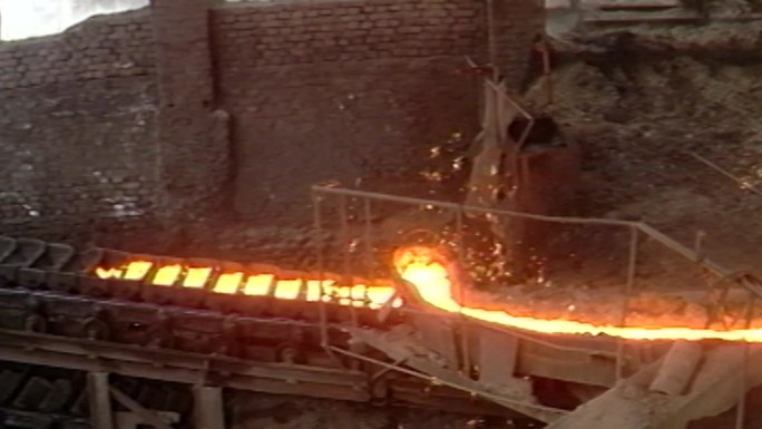 炼钢厂 钢水 钢厂 钢板 炼钢