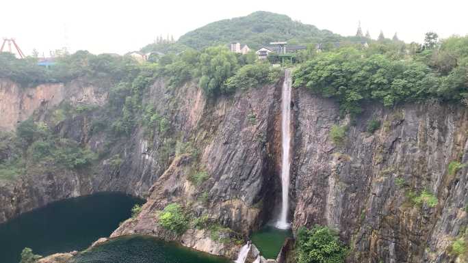 深坑酒店