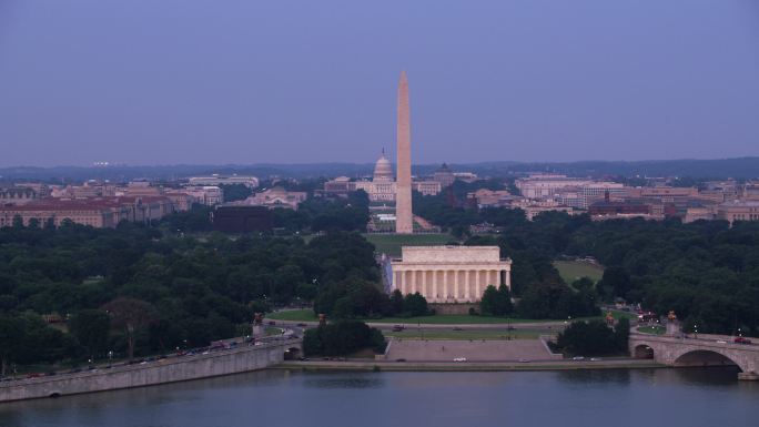 华盛顿纪念碑和国会大厦