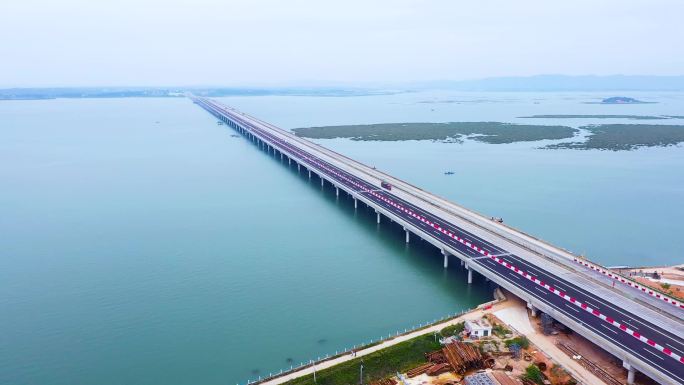 广西铁山港跨海大桥航拍 沿海高速