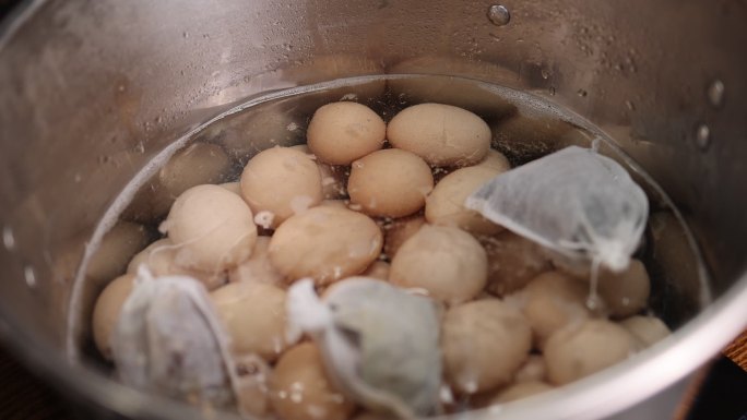 五香卤鸡蛋制作煮鸡蛋卤料调味高清50帧