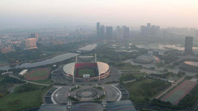 义乌市体育场城市风光4K滑动变焦航拍