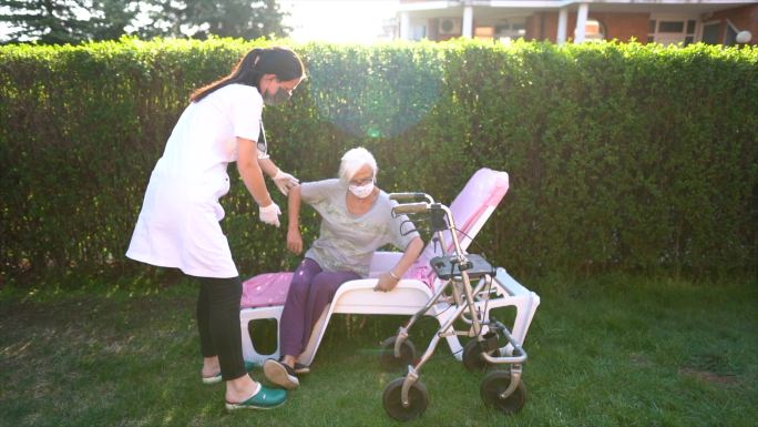 在家隔离期间获得医疗帮助