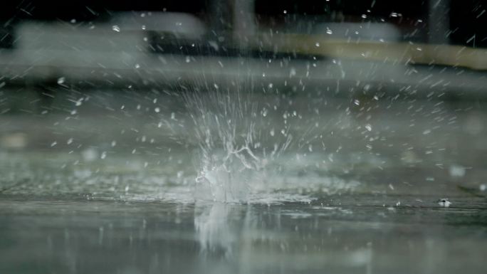 雨水雨点滴落 下雨天 雨滴 水滴视频素材