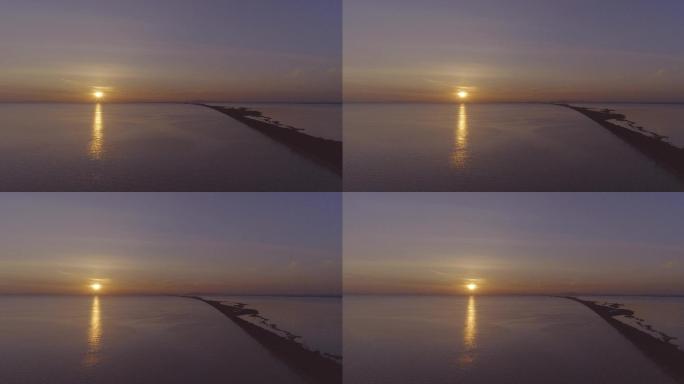 中俄界湖海平面最早日出航拍4k日落