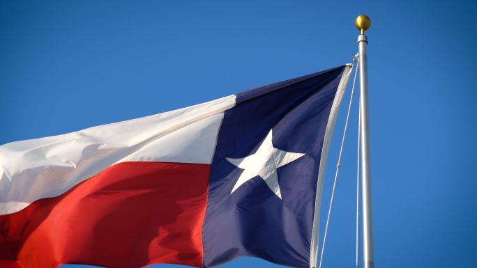旗杆上的德克萨斯州国旗