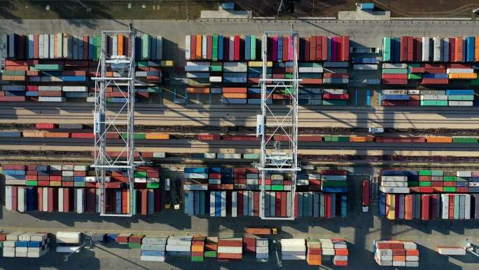 集装箱港口鸟瞰图货运码头国际物流世界格局