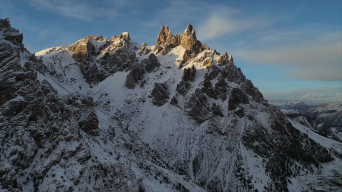 雪山  日照雪山