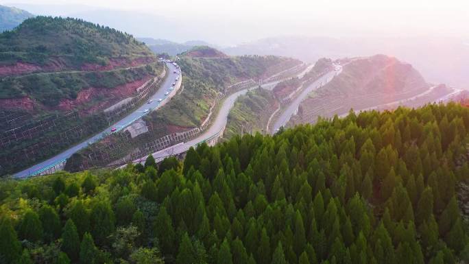 骊山盘山路