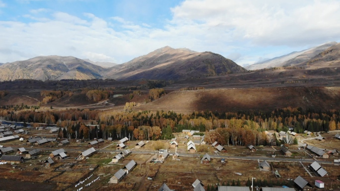 航拍喀纳斯禾木风景区秋天4k