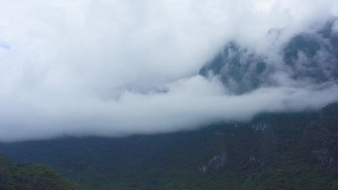 俄贤岭乡村风光云雾山湿地风光11