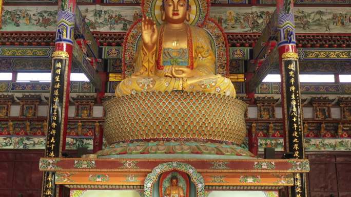 南海禅寺佛祖雕像