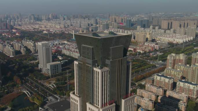 许昌城市建筑街道车流第一高楼航拍