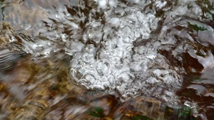 河流溪流泉水溪水