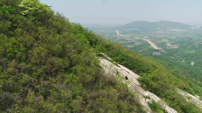 航拍金顶山岩石阶梯