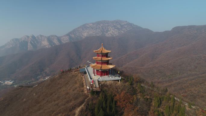 许昌大鸿寨山顶建筑航拍全景环绕