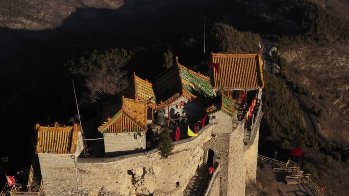 柏尖山寺山川寺庙建筑灵霄宝殿航拍近景