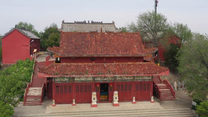 航拍盘古山寺庙