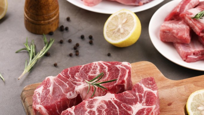 黑猪肉生鲜肉亚麻籽猪肉食材美食4K素材