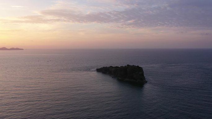 大连棒棰岛会议中心岛屿滨海海岸清晨
