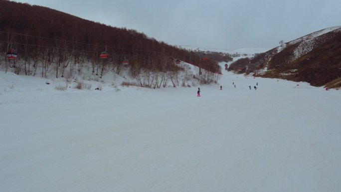 航拍张家口崇礼云顶滑雪场