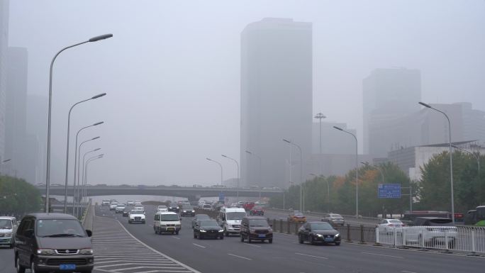 4K北京城市建国路国贸桥大雾雾霾08