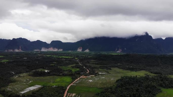 乡村青山绿水航拍