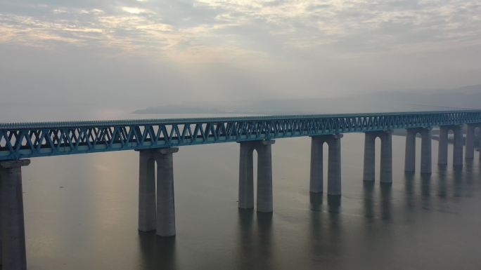 河南三门峡公铁黄河大桥