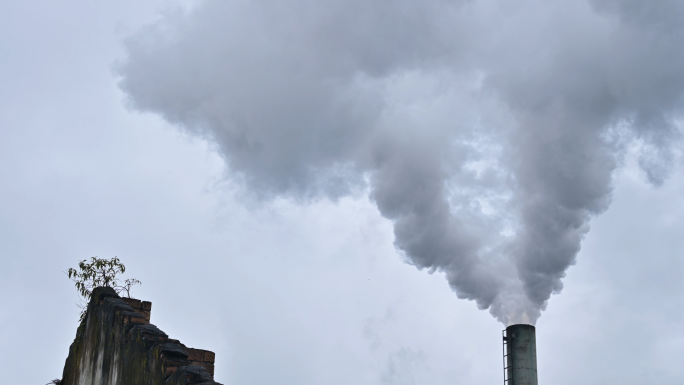 工业烟囱冒烟污染大气环保空气质量