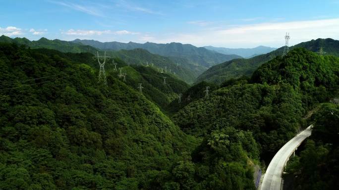 秦岭分水岭航拍